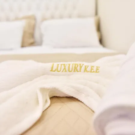 빌라 Sunrise Luxury Pool