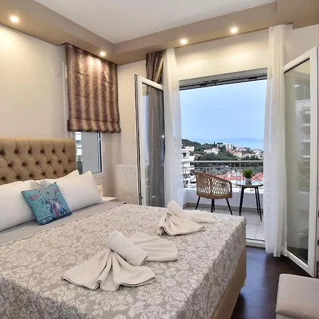 Sunrise Luxury Pool Villa *