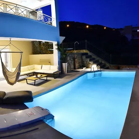 Villa Sunrise Luxury Pool