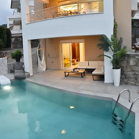 Villa Sunrise Luxury Pool