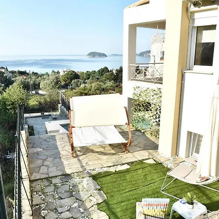 Sunrise Luxury Pool * Palaiontsiflikion