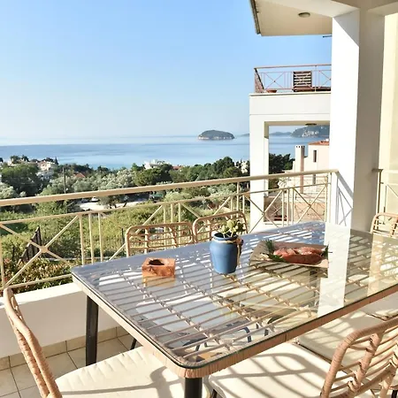 Villa Sunrise Luxury Pool Palaiontsiflikion