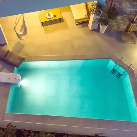 Sunrise Luxury Pool *